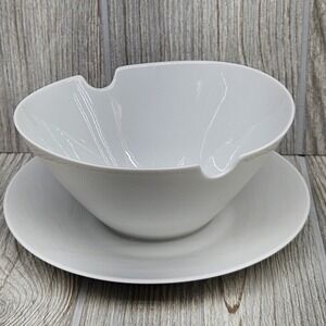 Rosenthal Continental Classic Modern White Gravy Boat Attached Underplate 7 1/4"